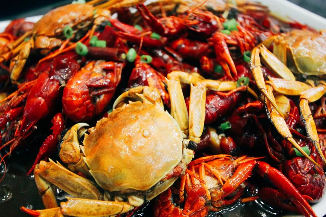 蝦兵蟹將火爆來(lái)襲！海鮮盛宴等你開(kāi)啟